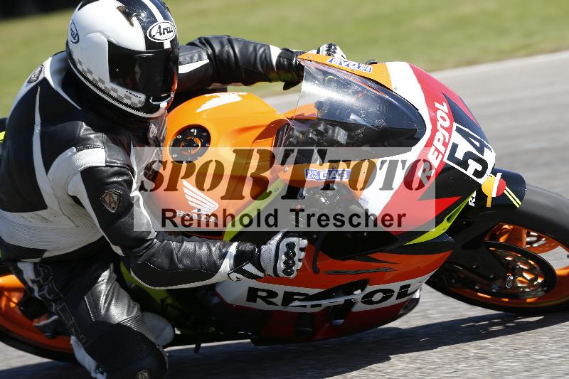 /Archiv-2024/63 26.08.2024 Plüss Moto Sport ADR/54